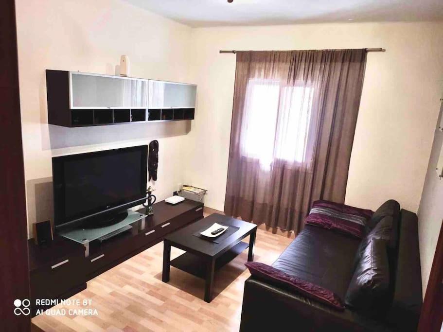 Offer Economic Apartment Barcelona — Fotos 2